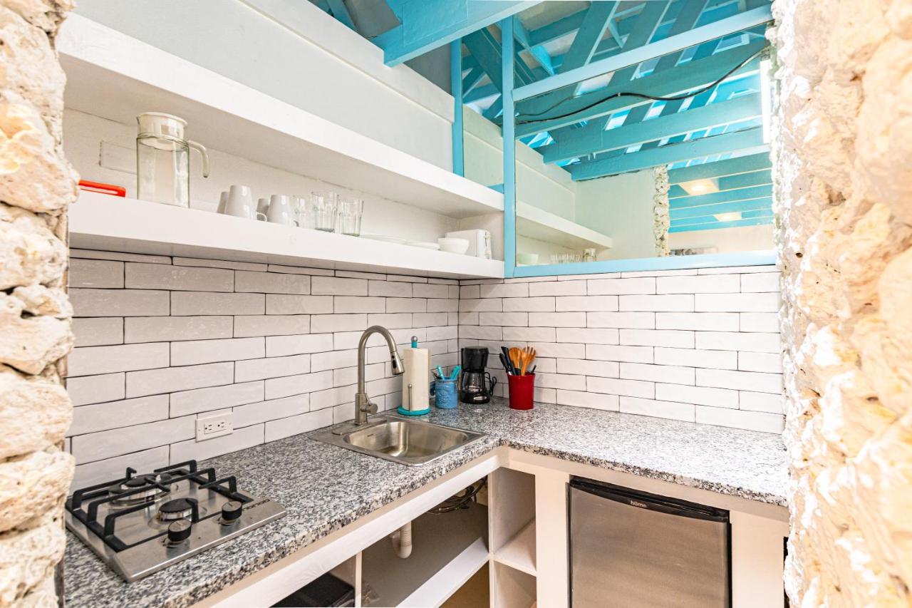 Studio Candy At Viking Hill - Love Beach Нассау Екстер'єр фото